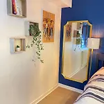 Daire Tres Cosy A 5 Min Aeroport Geneve Ferney Voltaire